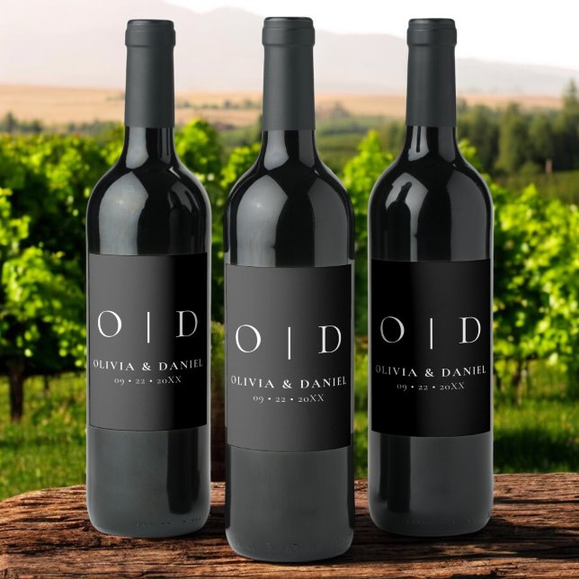 Schwarz-weiße Minimalistische Hochzeit Weinetikett (Von Creator hochgeladen)