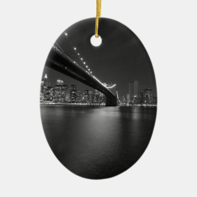 Schwarz-weiße New York City Skyline Keramik Ornament (Vorne)
