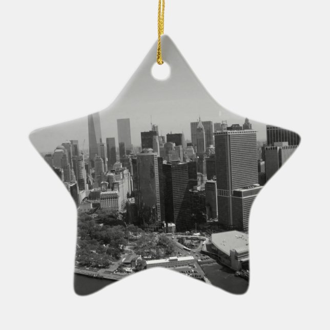 Schwarz-weiße New York City Skyline Keramikornament (Vorne)