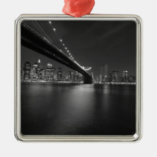 Schwarz-weiße New York City Skyline Ornament Aus Metall