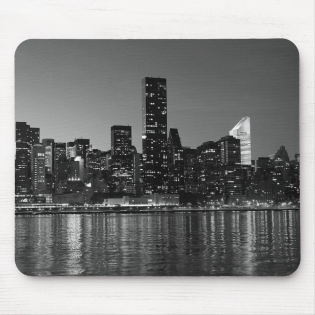 Schwarz-weiße Skyscaper-Silhouette in New York Mousepad (Vorne)