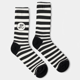 Schwarz-weiße Streifen mit Ihren Initialen Socken