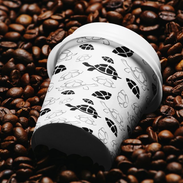 Schwarz-weiße Tortoise Pappbecher (black and white turtle cartoon kids,adult party stationery, birthday party use and throw paper cups)