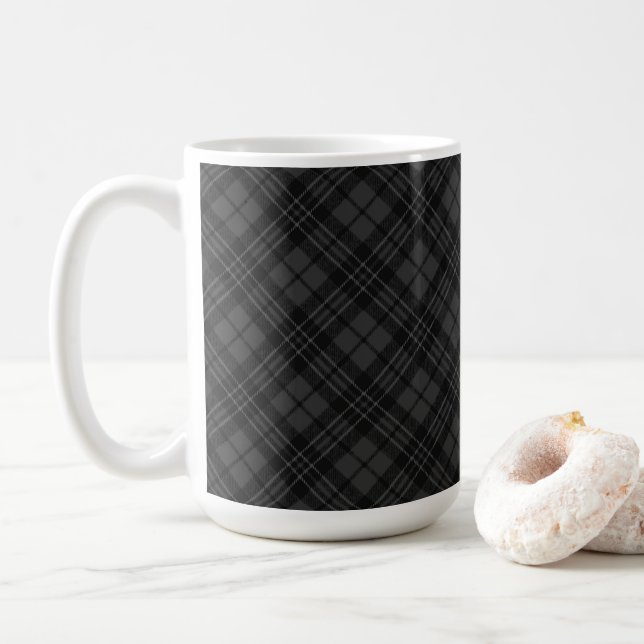 Schwarz-weiße Weihnachten karierte Winterferien Kaffeetasse (Mit Donut)