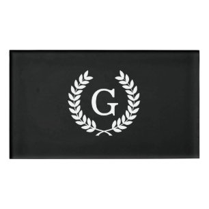 Schwarz-weiße Wheat Laurel Wreath Initial Monogram Namenschild