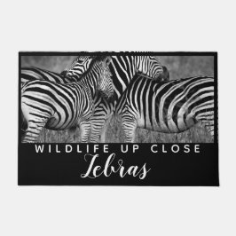 Schwarz-weiße Wildtiere Nah Fußmatte