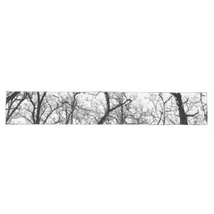 Schwarz-weißer abstrakter Baum des Tabellenläufe Großer Tischläufer