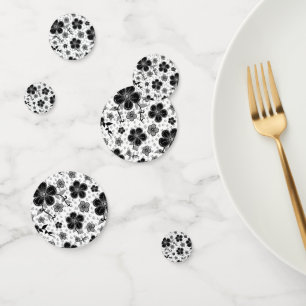 Schwarz-weißer Blumenprint Konfetti