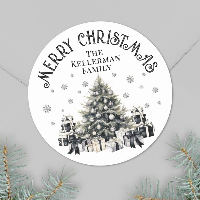 Schwarz-weißer eleganter Weihnachtsbaum Runder Aufkleber (Black White Elegant Christmas Tree Classic Round Sticker)