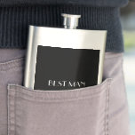 Schwarz-weißer Mit Monogramm Name Trauzeuge Typogr Flachmann<br><div class="desc">Trauzeuge Typografie Flask (Schwarz/Weiß,  Mit Monogramm Name): Sie können den Text ändern</div>