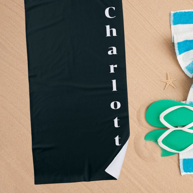 Schwarz-weißer Name Strandtuch (Von Creator hochgeladen)