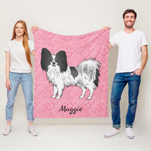 Schwarz-weißer Papillon-Hund auf rosa Herzen Fleecedecke