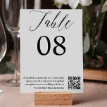 Schwarz-weißer QR-Code für Hochzeiten Tischnummer<br><div class="desc">Moderne Klassik Elegant Schwarz-weiß romantische Kalligrafie Hochzeit-Tischnummer,  mit QR-Code zu scannen für Ihre Gäste zu teilen,  ihre Fotos.</div>