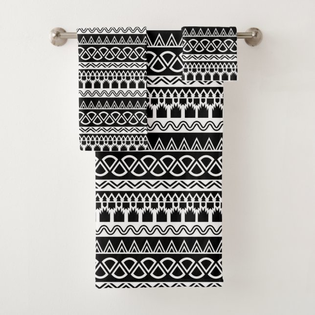 Schwarz-weißes Aztec-Muster Badhandtuch Set (Insitu)