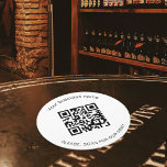 Schwarz-weißes Business Bar Restaurant Menü QL Runder Pappuntersetzer<br><div class="desc">Stilvoll,  klassisch weiß. Personalisieren und fügen Sie Ihren Firmennamen,  Ihren eigenen qr-Code und einen Text hinzu. Schwarzer Text.</div>