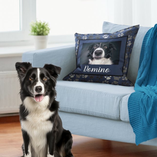 Schwarz-weißes Hunde-Foto für Graue Haustiere Kissen (Von Creator hochgeladen)