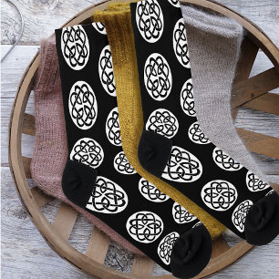 Schwarz-weißes keltisches Knotenmuster-Kreissymbol Socken