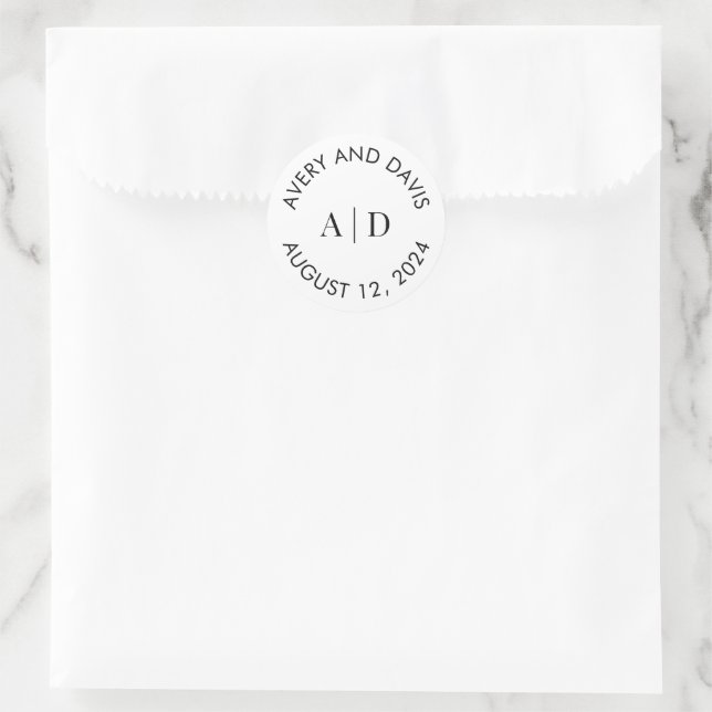 Schwarz-weißes, modernes Hochzeitmonogramm Runder Aufkleber (Tasche)