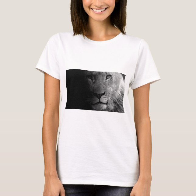 Schwarz-weißes Motivierend Leadership Lion Portrai T-Shirt (Vorderseite)