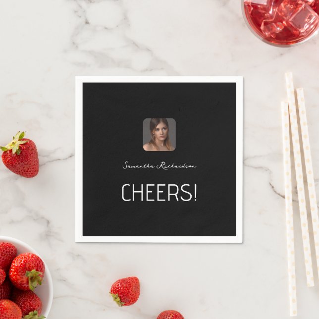 Schwarz-weißes Personalisiertes Foto Name Script M Serviette (Beispiel)