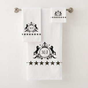 Schwarz-weißes Royal Scrolls Crown Horses Monogram Badhandtuch Set
