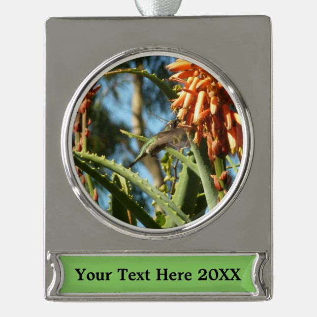 Schwarzbraun-Hummingvogel im Flug Banner-Ornament Silber (Vorderseite)