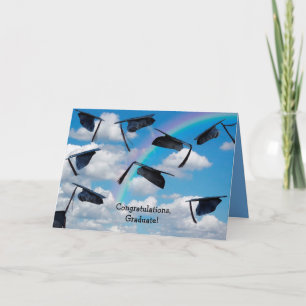 Schwarze Abschlüsse kappen am Himmel mit Regenboge Karte