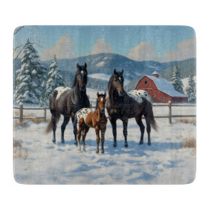 Schwarze Appaloosa Pferde auf einem Bauernhof im W Schneidebrett