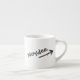 Schwarze Beschriftung und Pfeil auf Ihrem Espressotasse