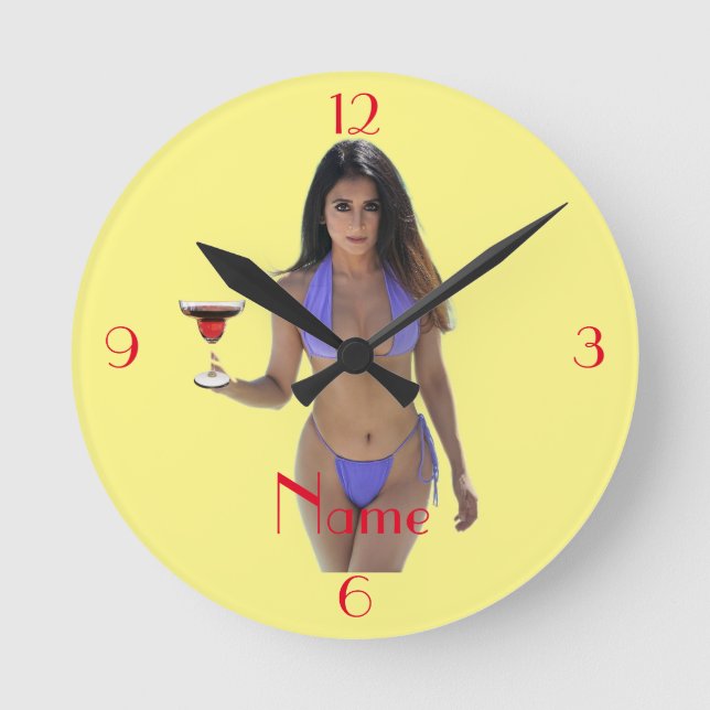 Schwarze Bikini Schönheit Thunder_Cove Runde Wanduhr (Vorderseite)