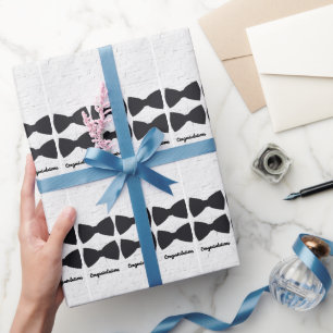 Schwarze Bow Krawatte auf Weiß mit veränderlichem Geschenkpapier