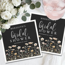 Schwarze Brautparty mit Wildblumen