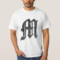 Schwarze Buchstabe "M" im gotischen Stil