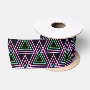 Schwarze bunte Retro-80er-Neon-Geometrie-Dreiecke Satinband