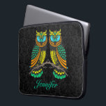 Schwarze Damasken farbenfrohe Abstrakte Augenpaare Laptopschutzhülle<br><div class="desc">Schwarze Damasken und niedliche,  farbenfroh zeichnend Eule. Anpassbare und optionale Monogramm.</div>