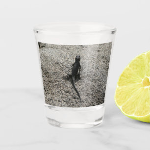 Schwarze Eidechse Schnapsglas
