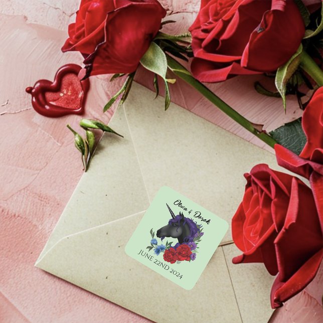 Schwarze Einhorn-Lila Rote Blume Quadratischer Aufkleber (Von Creator hochgeladen)