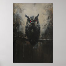 Schwarze Eule mit roten Augen auf einem Ast im Wal