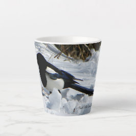 Schwarze Felswand Magpie Latte Tasse