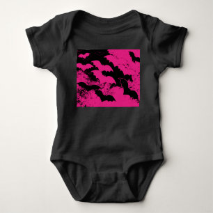 Schwarze Fledermäuse in Flight Pink Baby Strampler