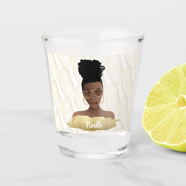 Schwarze Frau, Abstrakte goldene Form, Weiß Schnapsglas (Vorderseite)