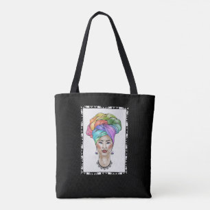 Schwarze Frau in einem farbenfrohen Turban