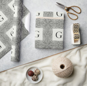 Schwarze Geometrie und Creme-Monogramm Geschenkpapier