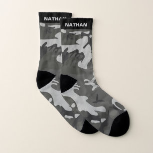 Schwarze graue Tarnungs-personalisierter Name Socken
