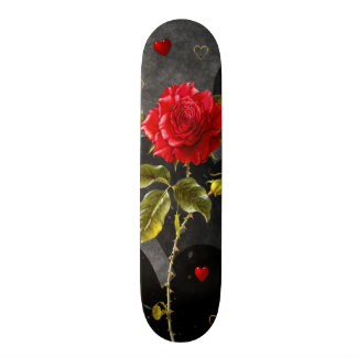 Schwarze Grunge-Herzen mit Roter Rose Skateboard