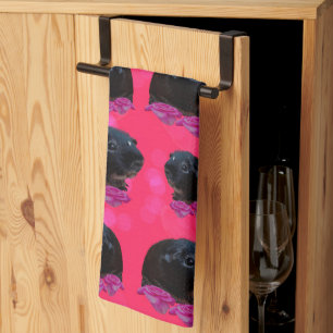 Schwarze Guinea Schweine auf Hübsch rosa Rosen Geschirrtuch
