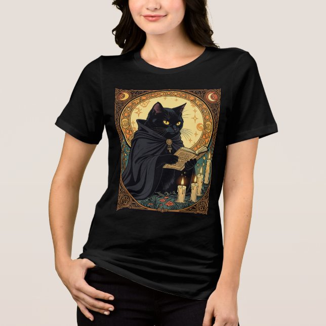 Schwarze Halloween-Katze liest ein Buch Tri-Blend Shirt (Vorderseite)