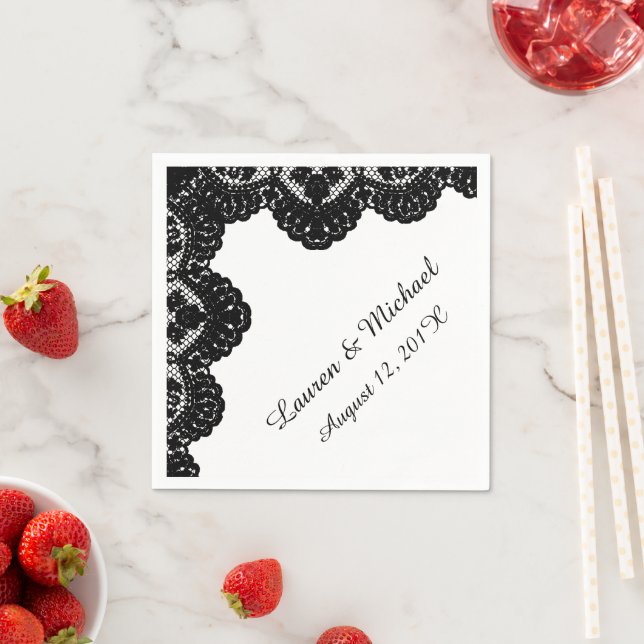 Schwarze Imitate auf weißer Hochzeit Serviette (Beispiel)