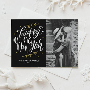 Schwarze Kalligrafie und Kranz Neujahrsfoto Feiertagspostkarte