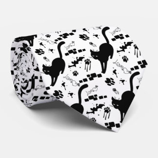 Schwarze Katze auf der Straße Krawatte